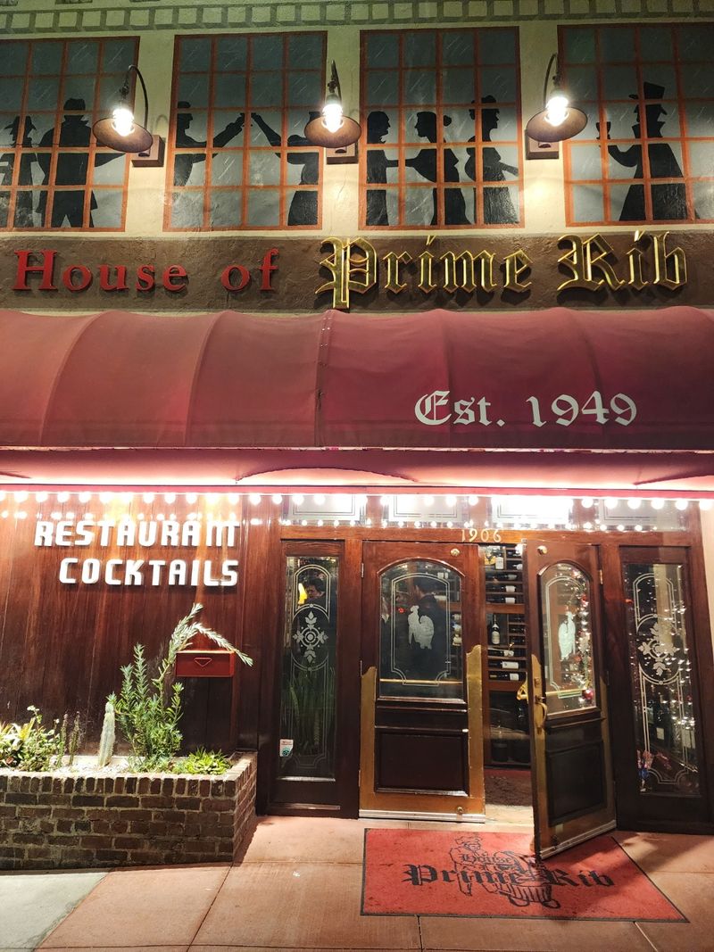 A Van Ness Avenue Landmark Built on One Big Idea
