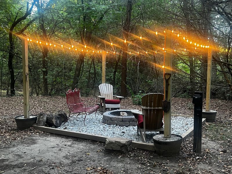 A Wooded Hideaway Near the Red River A Wooded Hideaway Near the Red River