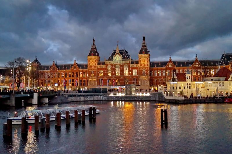 Amsterdam Centraal, Amsterdam, Netherlands Amsterdam Centraal, Amsterdam, Netherlands