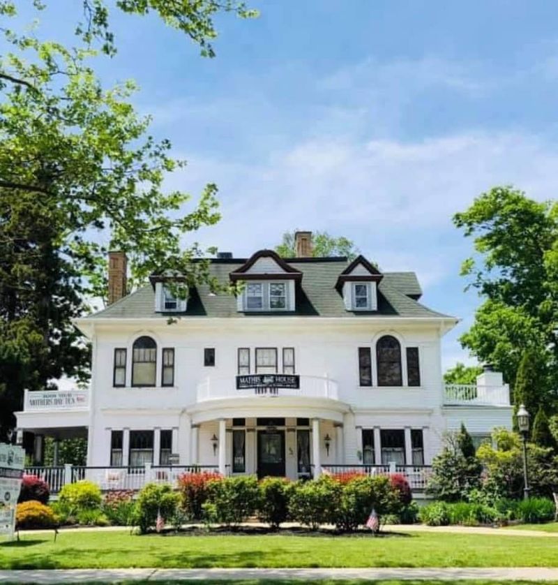 An 1898 House With a Present-Day Purpose An 1898 House With a Present-Day Purpose