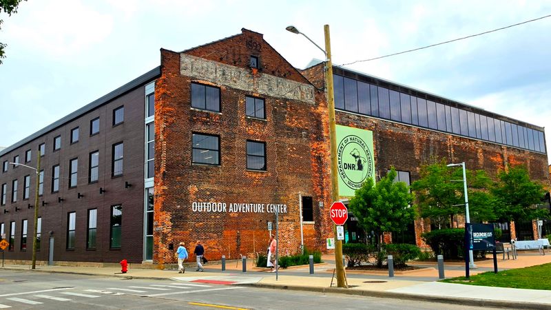 An Old Riverfront Building With a Wild New Job