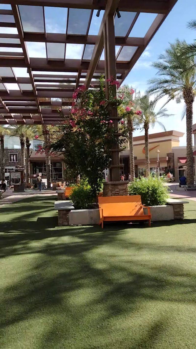 An Open-Air Outlet Off Interstate 10 An Open-Air Outlet Off Interstate 10