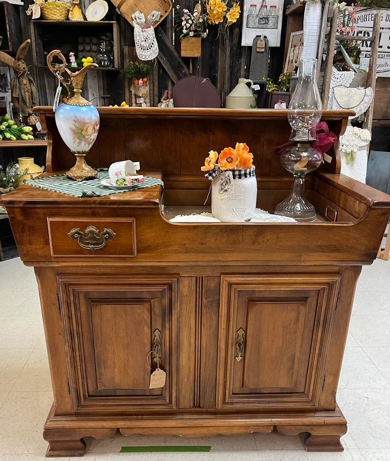 Antiques Reaching Back to the 1700s Antiques Reaching Back to the 1700s