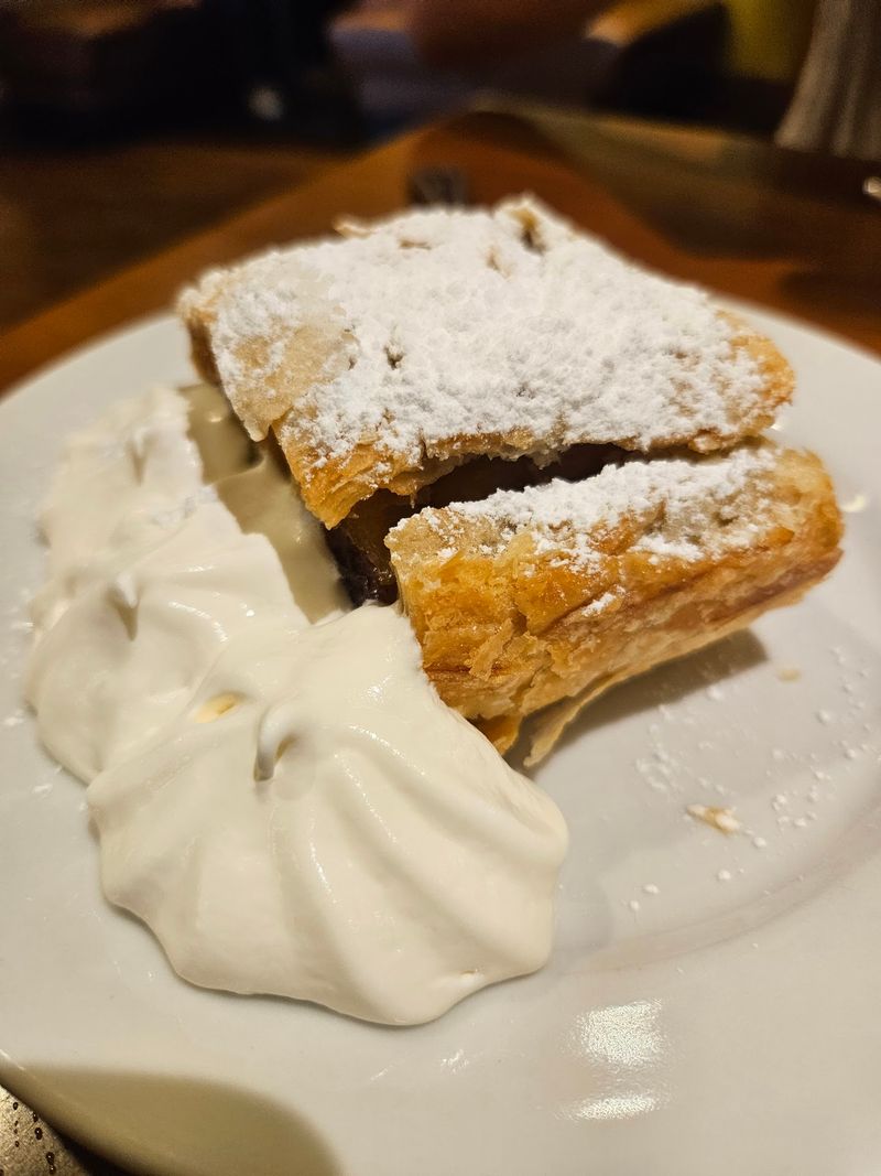 Apple Strudel and Other Sweet Endings Apple Strudel and Other Sweet Endings