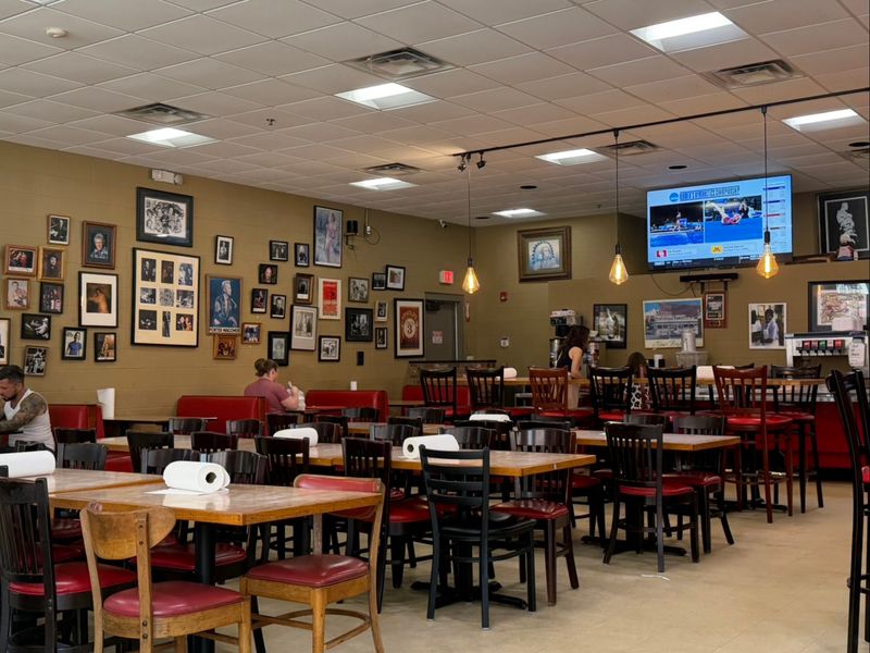 Arnold's Country Kitchen