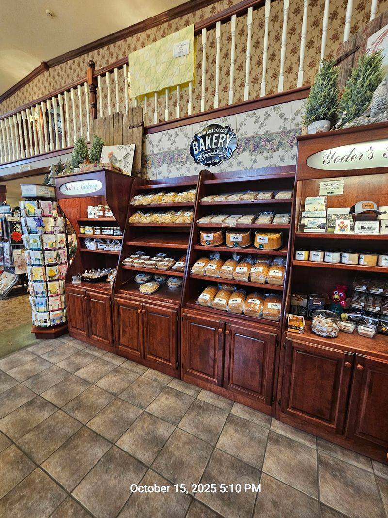 Bakery Treats and Gift Shop Wandering Bakery Treats and Gift Shop Wandering