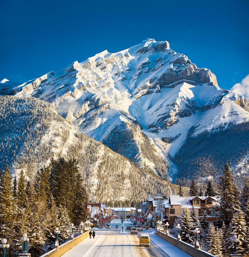 Banff and Lake Louise, Alberta Banff and Lake Louise, Alberta