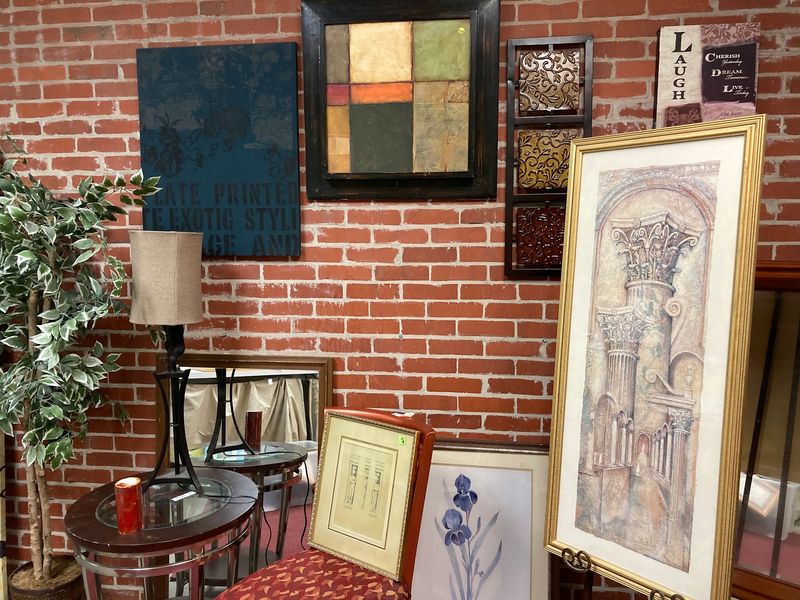 Barkin' Basement Thrift Shop - Gulfport Barkin' Basement Thrift Shop - Gulfport