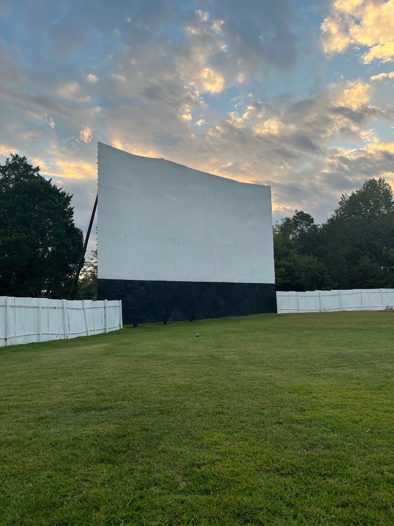 Belmont Drive-In, Belmont, NC Belmont Drive-In, Belmont, NC