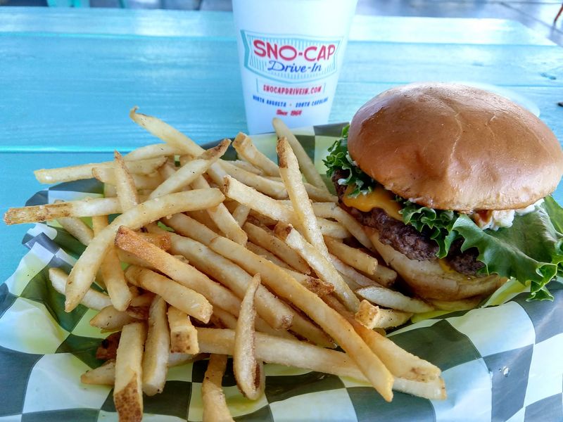 Big Burgers Built Your Way Big Burgers Built Your Way