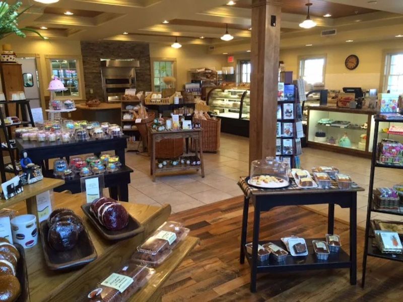 Bird-in-Hand Bakery & Cafe