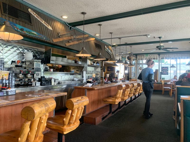 Black Bear Diner, Mount Shasta, California