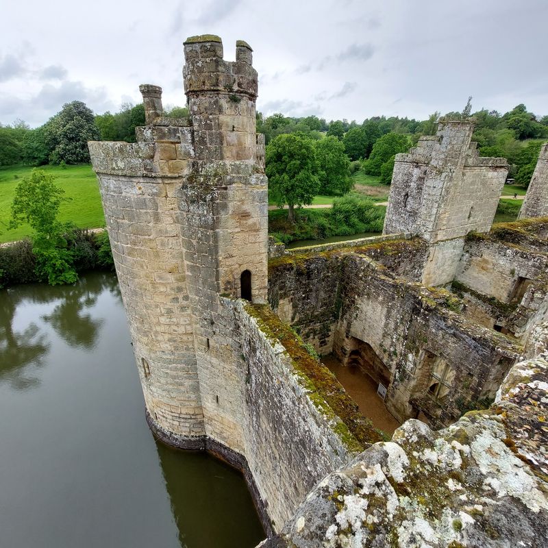 Bodiam Castle, Robertsbridge, England Bodiam Castle, Robertsbridge, England