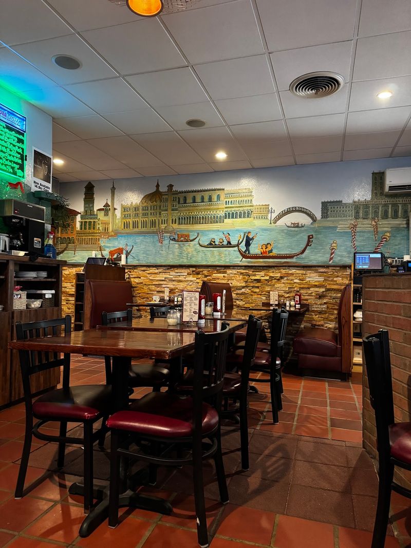 Booths, a Small Room, and a Vintage Feel