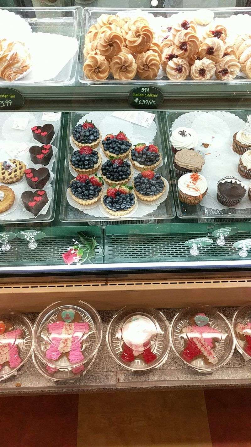 Breads, Cakes, and a Bakery Detour