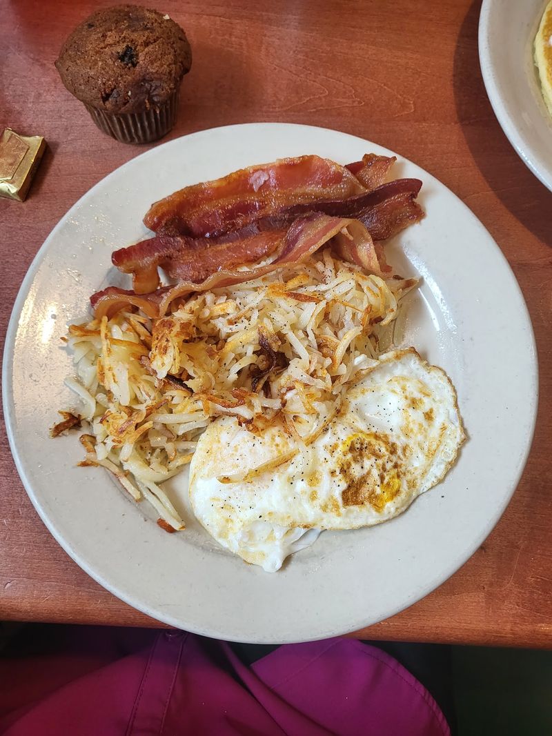 Breakfast Plates That Mean Business Breakfast Plates That Mean Business