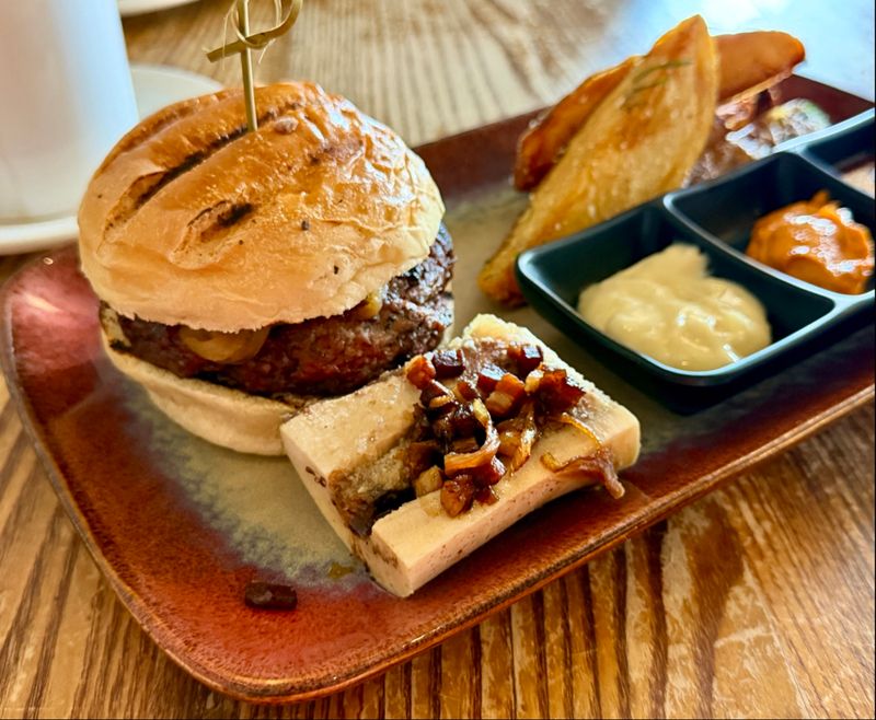 Brick Farm Tavern, Hopewell, NJ