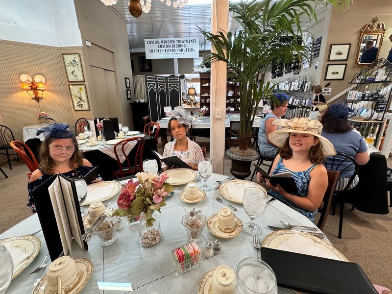Bridal Showers, Mother's Day, and Girlfriend Getaways Bridal Showers, Mother's Day, and Girlfriend Getaways