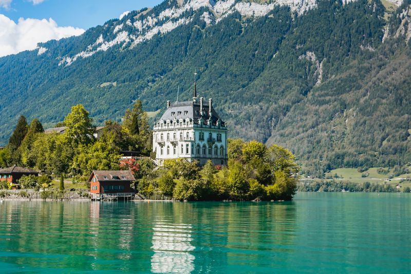 Brienz and Lake Brienz, Switzerland Brienz and Lake Brienz, Switzerland
