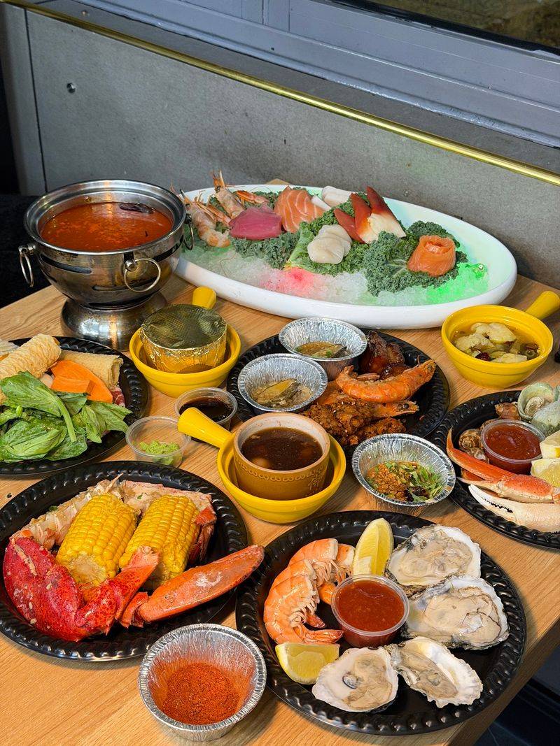 Build-Your-Own Hot Pot Build-Your-Own Hot Pot