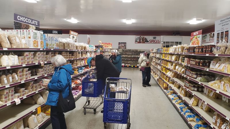Bulk Aisles for Bakers and Browsers Bulk Aisles for Bakers and Browsers