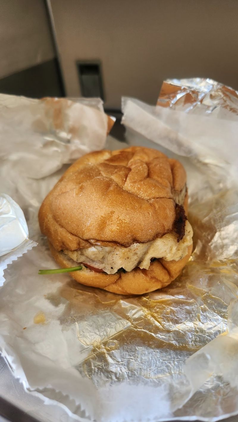 Burgers, Melts, and a Cajun Twist at Lunchtime Burgers, Melts, and a Cajun Twist at Lunchtime