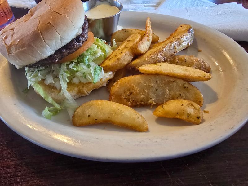 Burgers, Patty Melts, and Hot Beef Sandwiches Burgers, Patty Melts, and Hot Beef Sandwiches