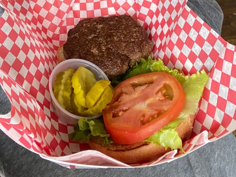 Burgers Worth Bragging About on the Ride Home Burgers Worth Bragging About on the Ride Home