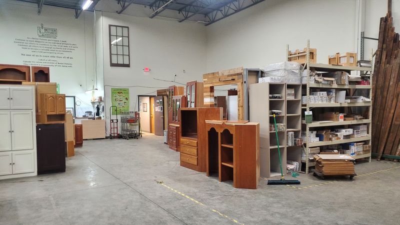 Cabinets, Sinks, and Countertops for Second Acts Cabinets, Sinks, and Countertops for Second Acts