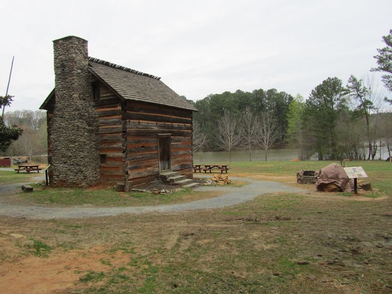 Cabins and Cottages for Comfort Seekers Cabins and Cottages for Comfort Seekers