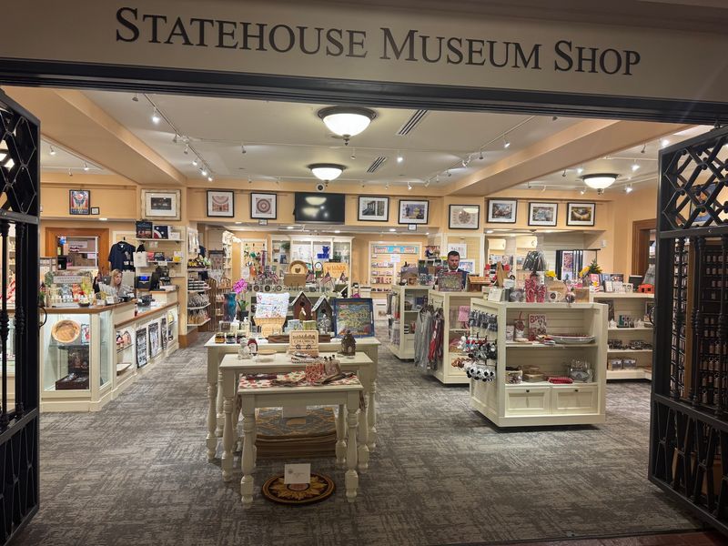Cafe And Gift Shop For A Mid-Visit Break