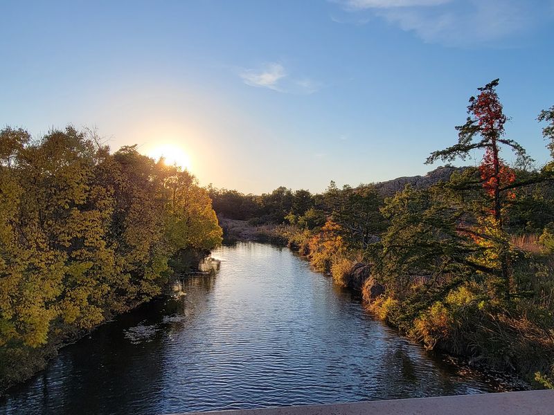 Campsites, Sunsets, and Small-Town Charm Campsites, Sunsets, and Small-Town Charm