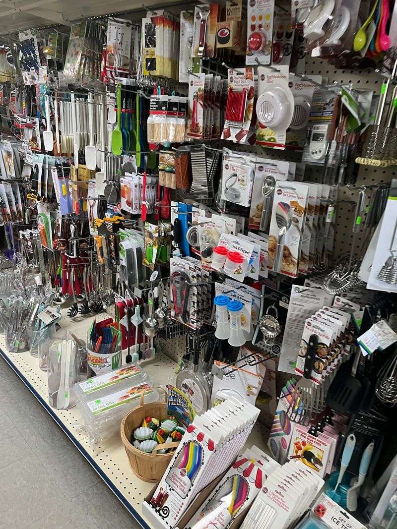 Canning Jars, Pans, and Kitchen Gear Canning Jars, Pans, and Kitchen Gear