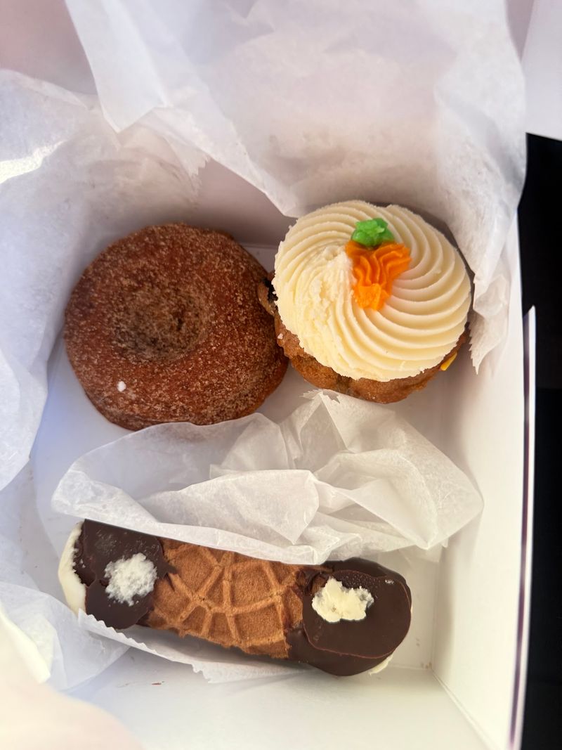 Cannoli That Steal the Spotlight Cannoli That Steal the Spotlight