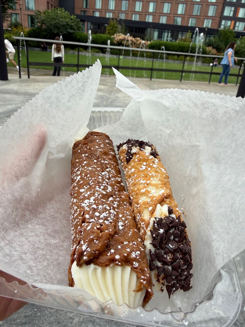Cannoli in Every Flavor Cannoli in Every Flavor