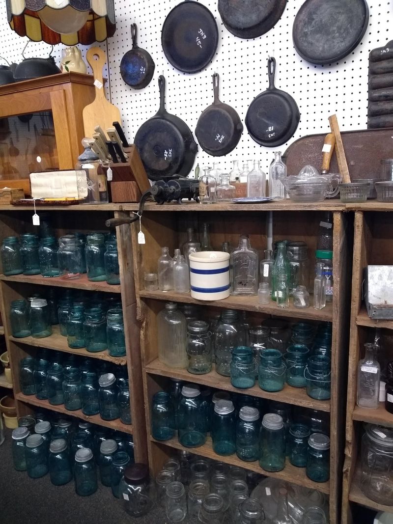 Cast Iron Skillets With Stories to Tell