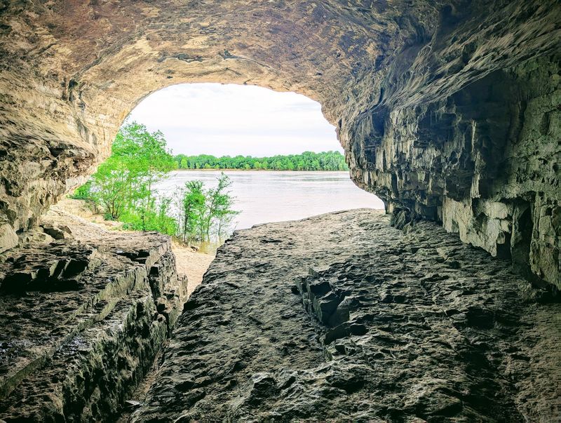 Cave-In-Rock State Park, Cave-In-Rock, IL Cave-In-Rock State Park, Cave-In-Rock, IL
