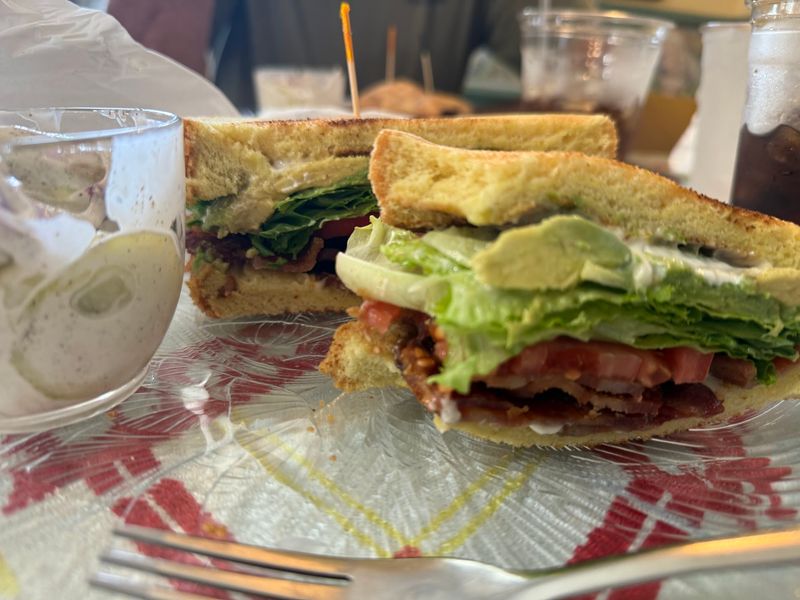 Chicken Sandwiches on Raisin Bread and Other Clever Combos Chicken Sandwiches on Raisin Bread and Other Clever Combos