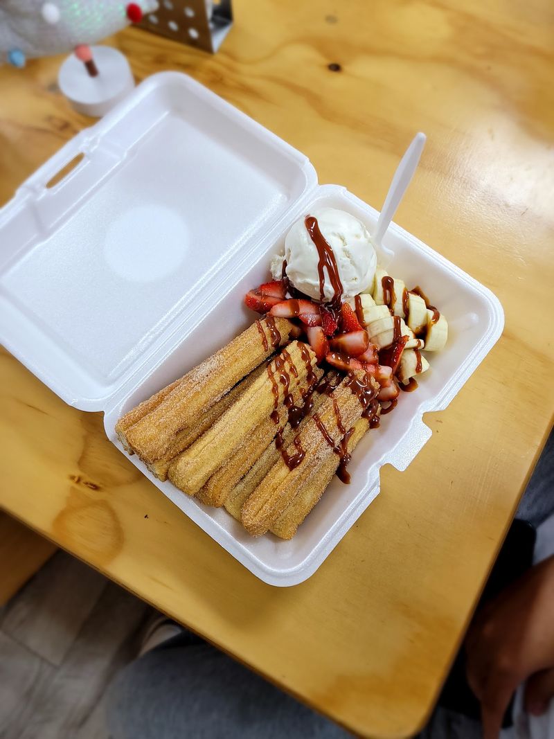 Churro Sundaes and Bubble Waffles