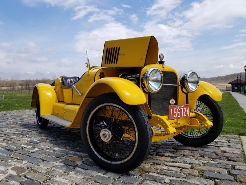 Classic Cars And Gardens On Special Days