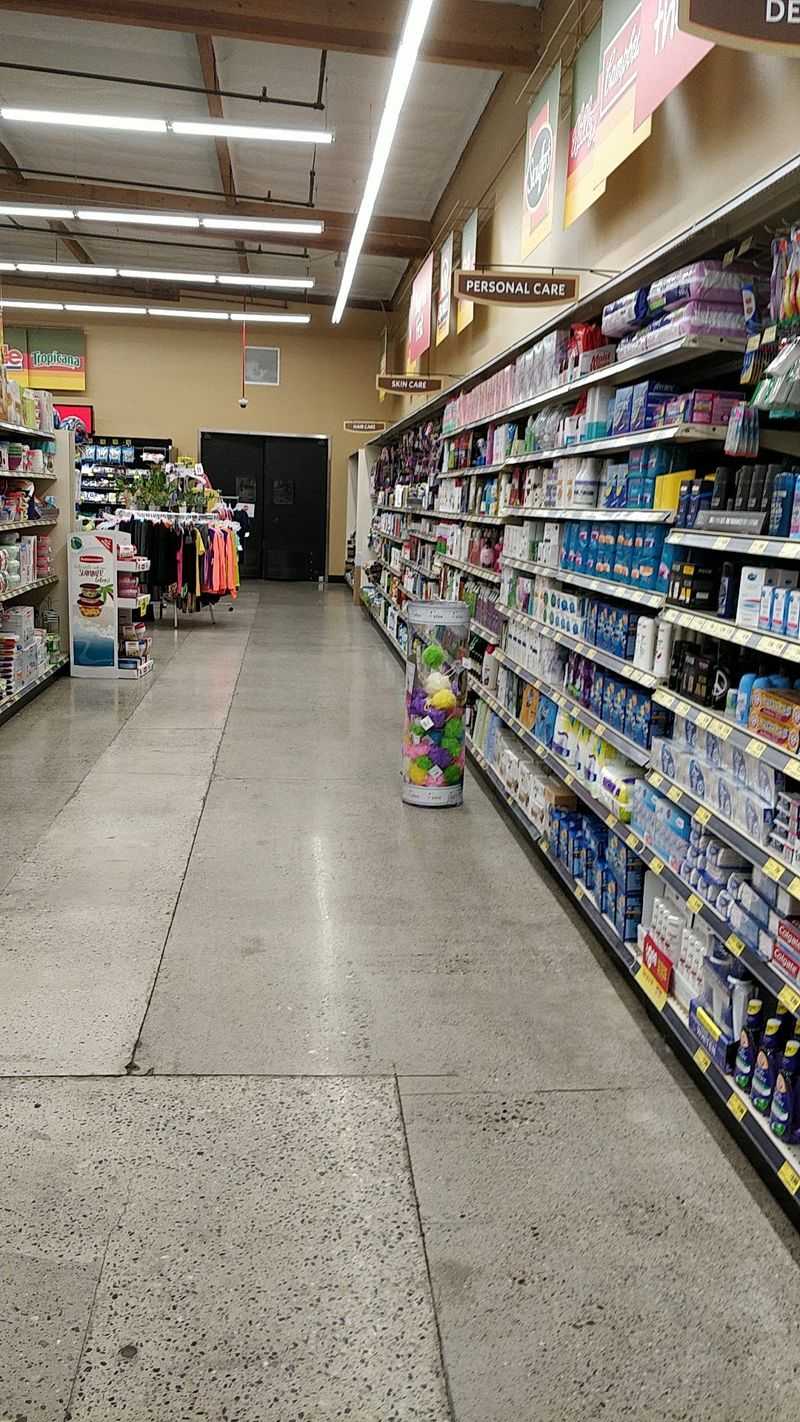 Clean Aisles and a Cheerful Vibe