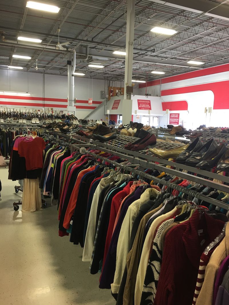 Clothing Racks With a Useful Head Start