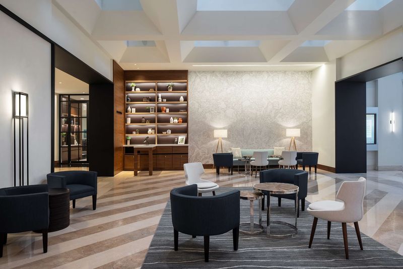 Club Lounge Perks Worth Knowing
