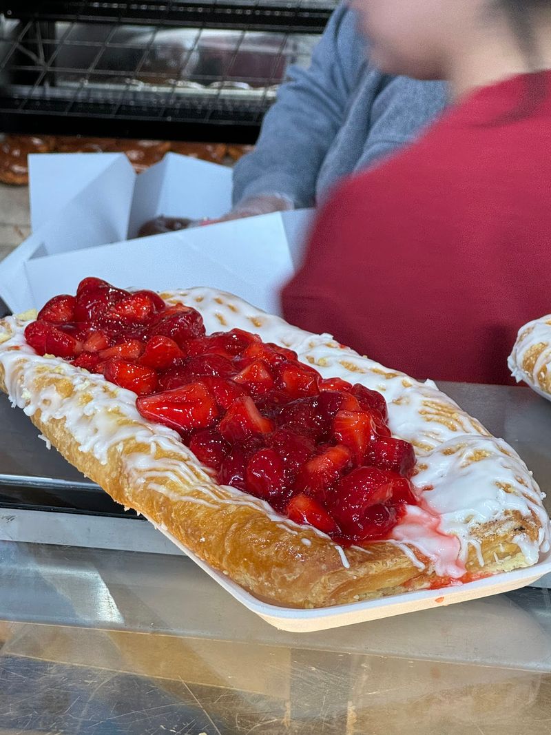 Coffee Cakes With a Cult Following