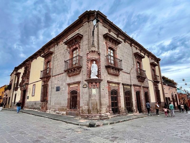 Colonial History Written in Stone