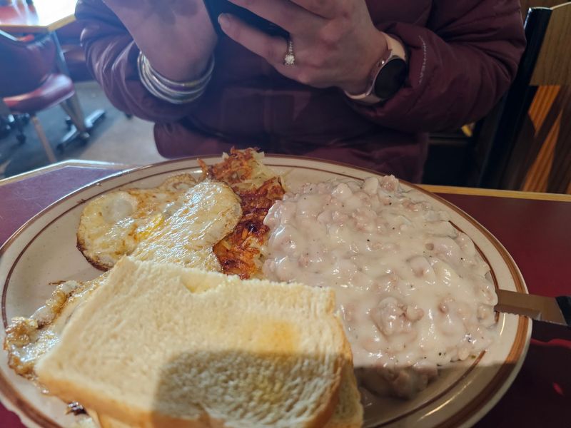 Comfort Classics With Montana Soul
