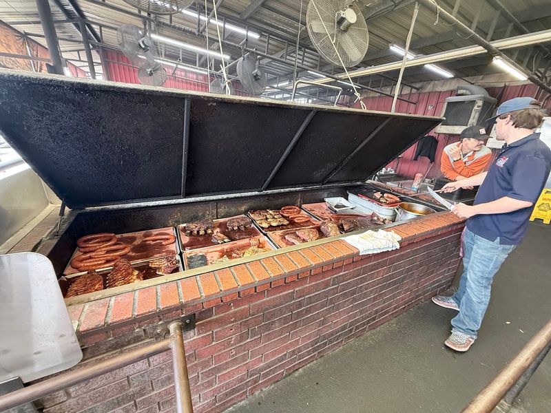 Cooper's Old Time Pit Bar-B-Que Cooper's Old Time Pit Bar-B-Que