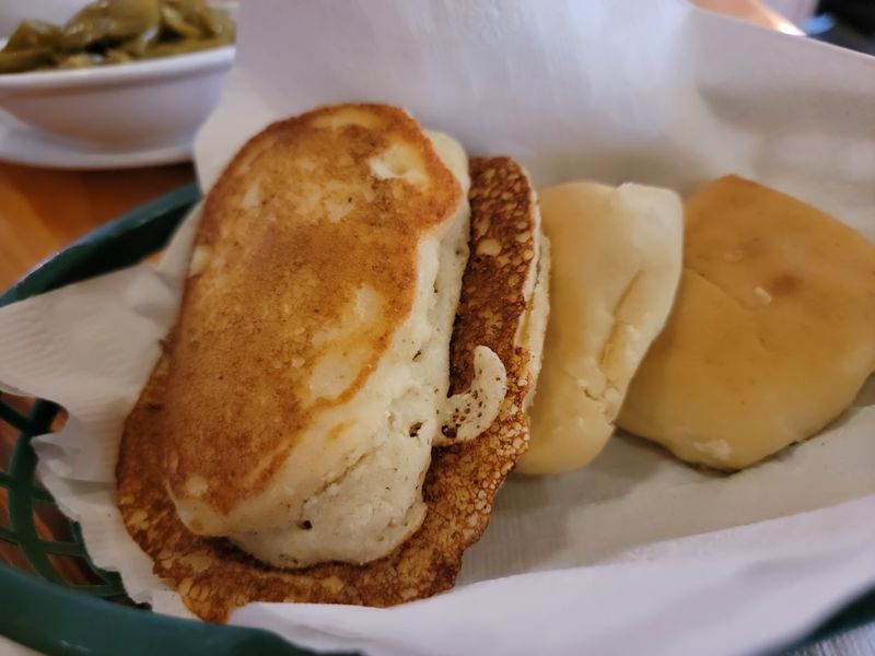 Cornbread, Rolls, and Room-Temperature Butter Cornbread, Rolls, and Room-Temperature Butter