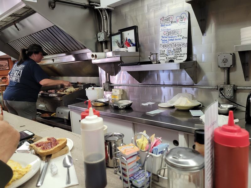 Counter Seats With a Griddle View Counter Seats With a Griddle View