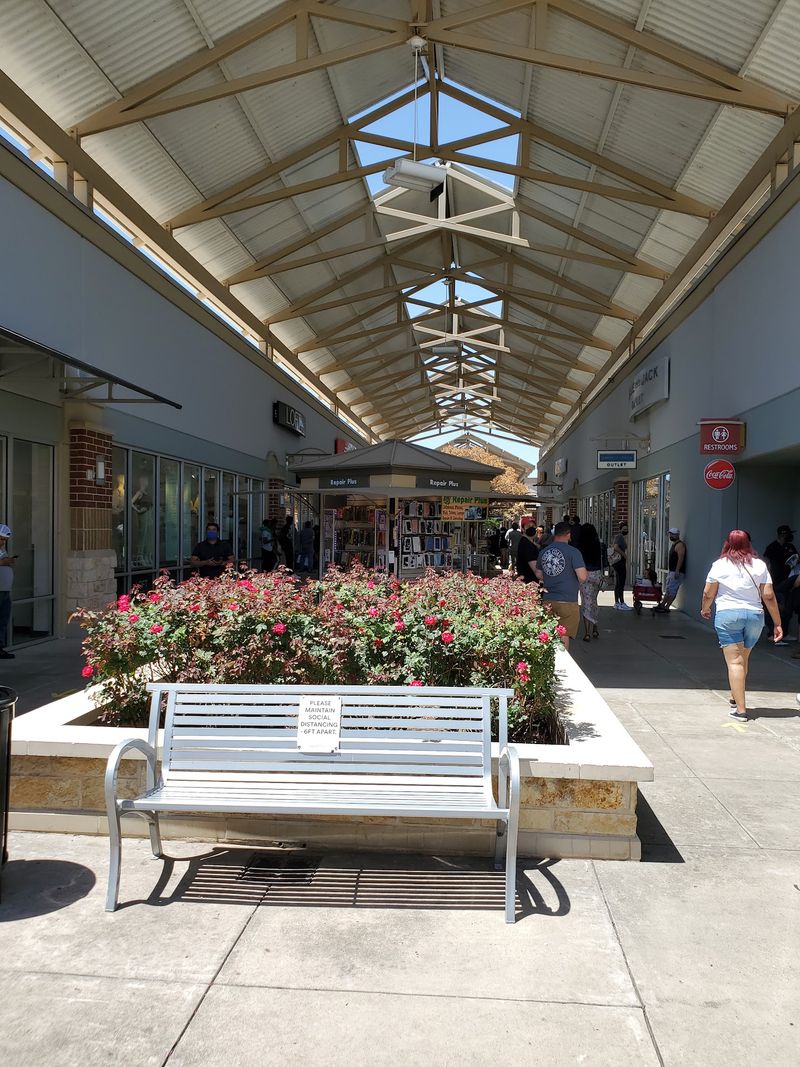 Covered Canopies Versus the Texas Heat